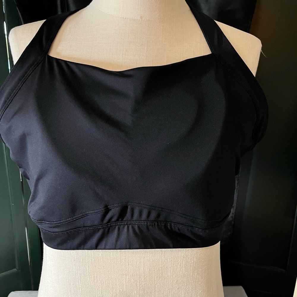 Black Sports Bra
